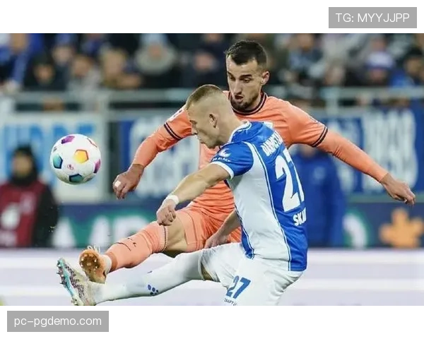 波鸿后卫奥斯特哈格接受专访,坦言保级压力巨大但信心仍在